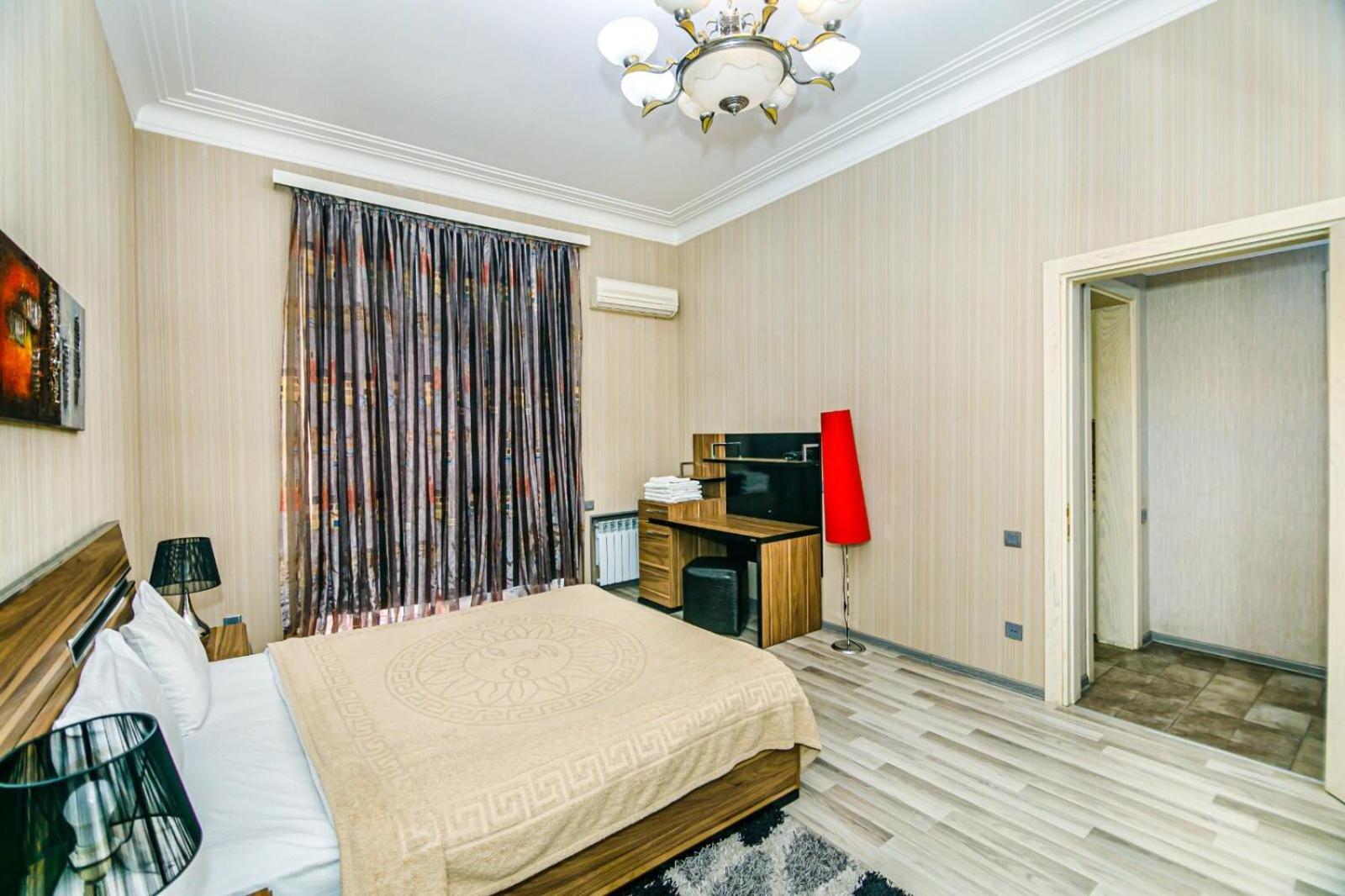 Azneft Square Deluxe Apartment 바쿠 외부 사진