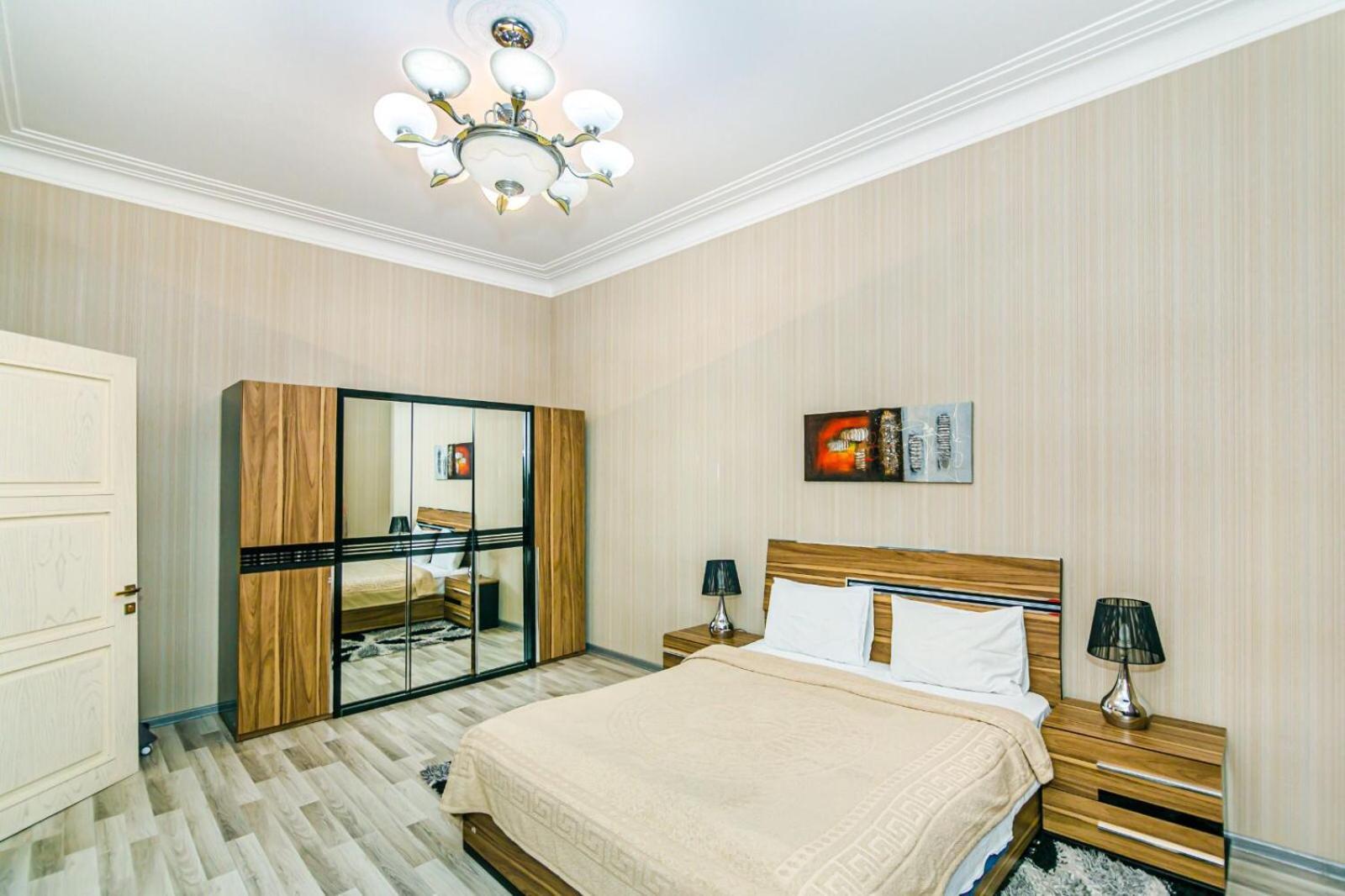 Azneft Square Deluxe Apartment 바쿠 외부 사진