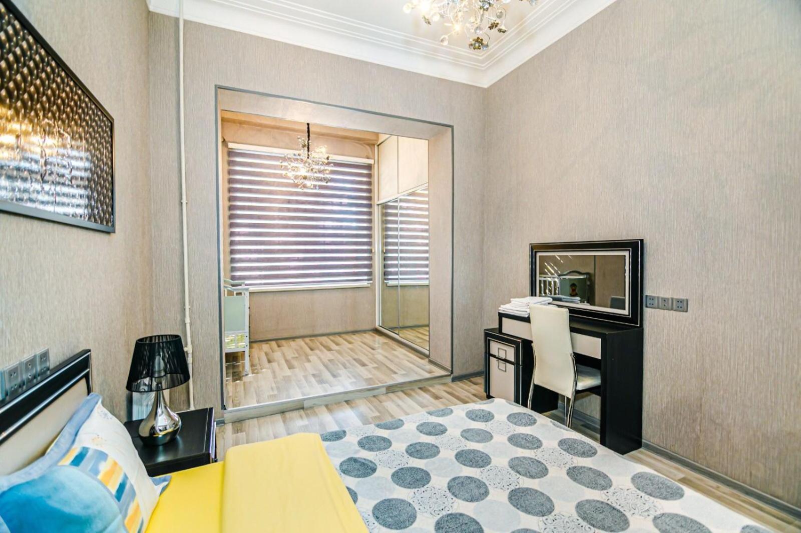 Azneft Square Deluxe Apartment 바쿠 외부 사진