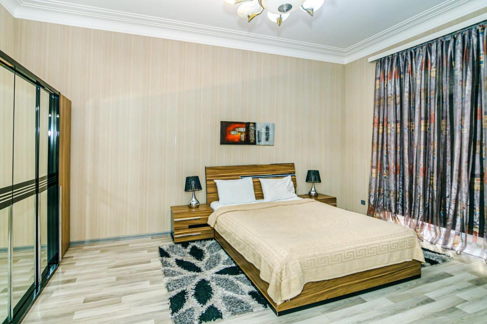 Azneft Square Deluxe Apartment 바쿠 외부 사진