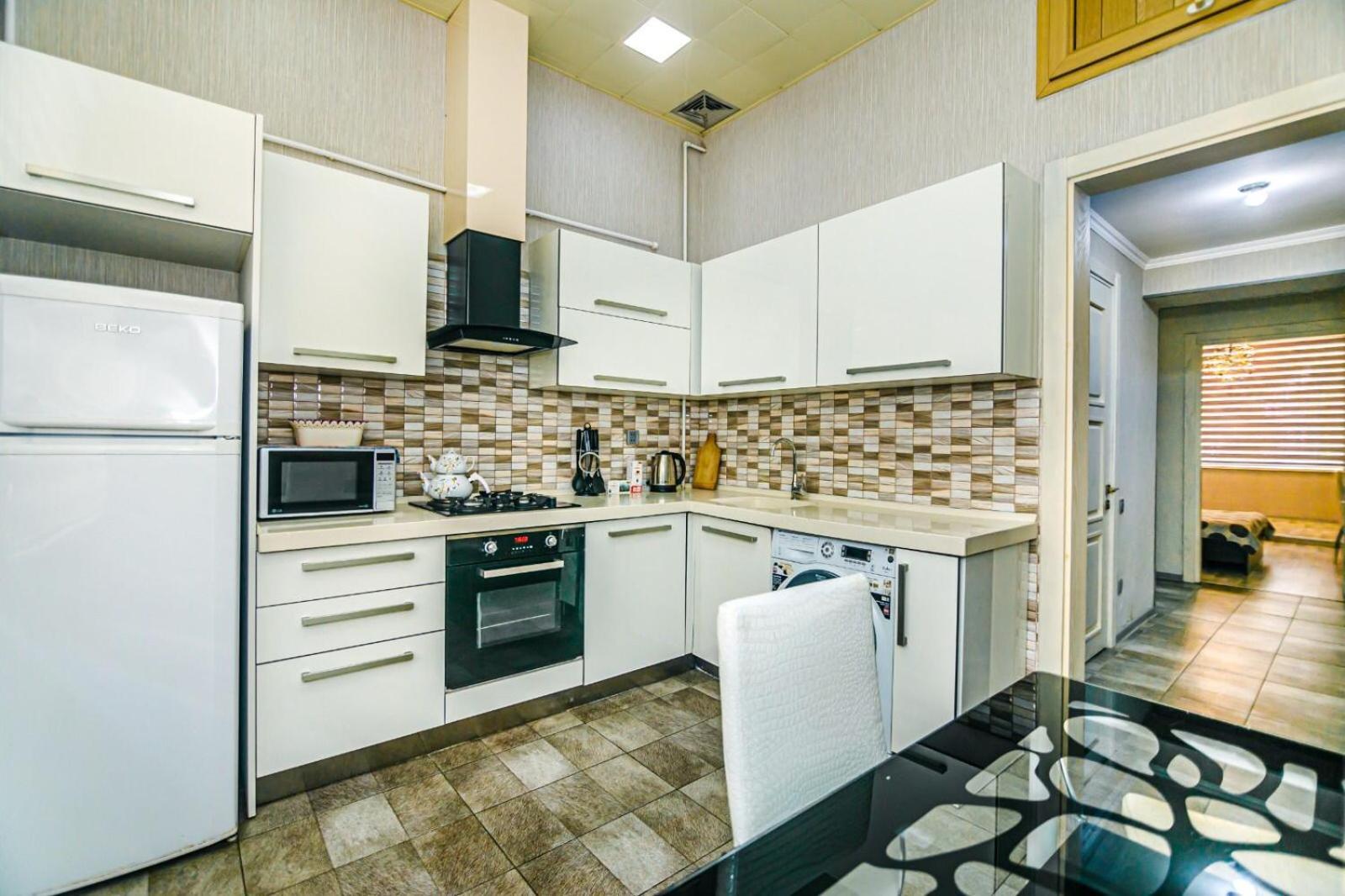 Azneft Square Deluxe Apartment 바쿠 외부 사진